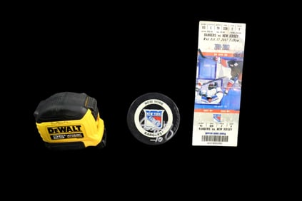 SIGNED SANDY MCCARTHY GAME PUCK