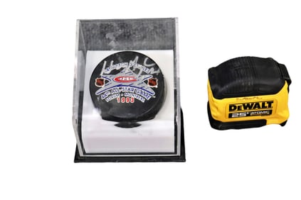 SIGNED WAYNE GRETSKY 44TH ALL STAR GAME PUCK 1993 MONTREAL