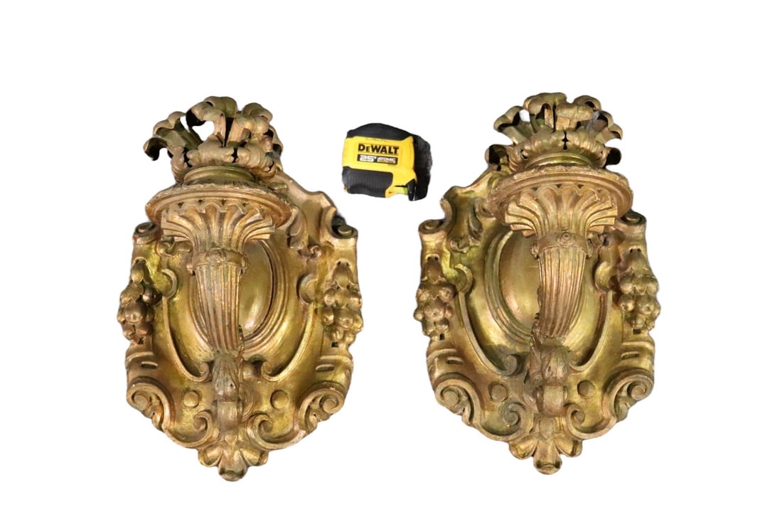 PAIR ANTIQUE GILT WOOD SCONCES (1 of 10)