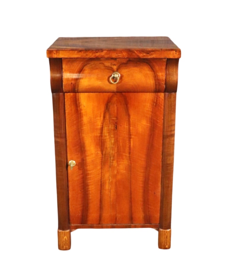 ART DECO SIDE CABINET (1 of 9)