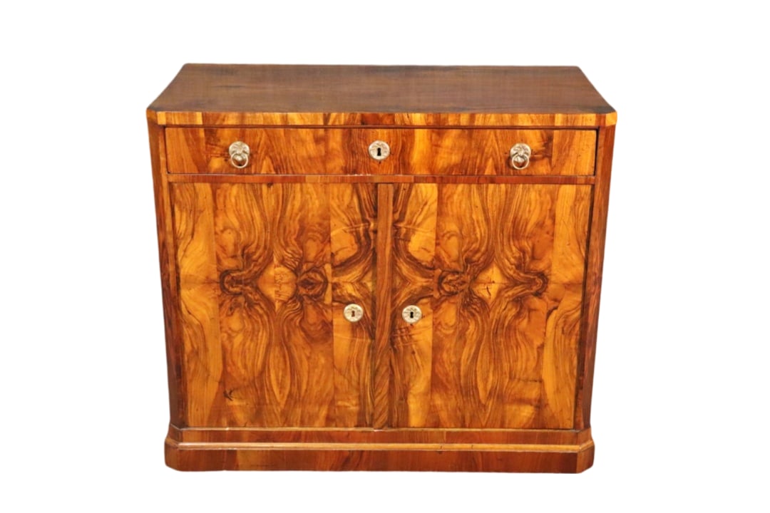 ART DECO 2 DOOR SERVER (1 of 13)