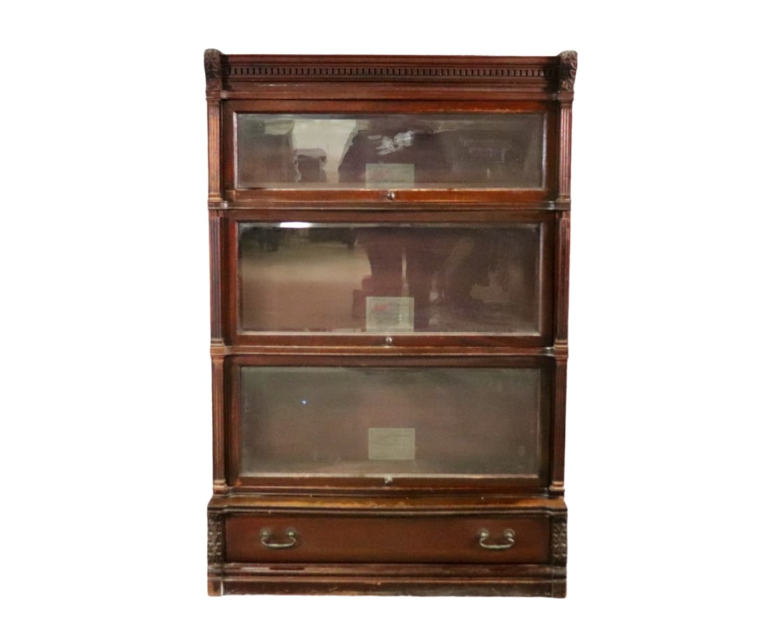 IDEAL BOOKCASE UNIT BY GLOBE-WERNICKE CO. (1 of 8)