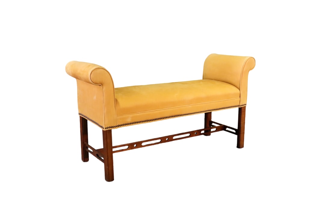 BAKER CHIPPENDALE STYLE WINDOW BENCH (1 of 9)