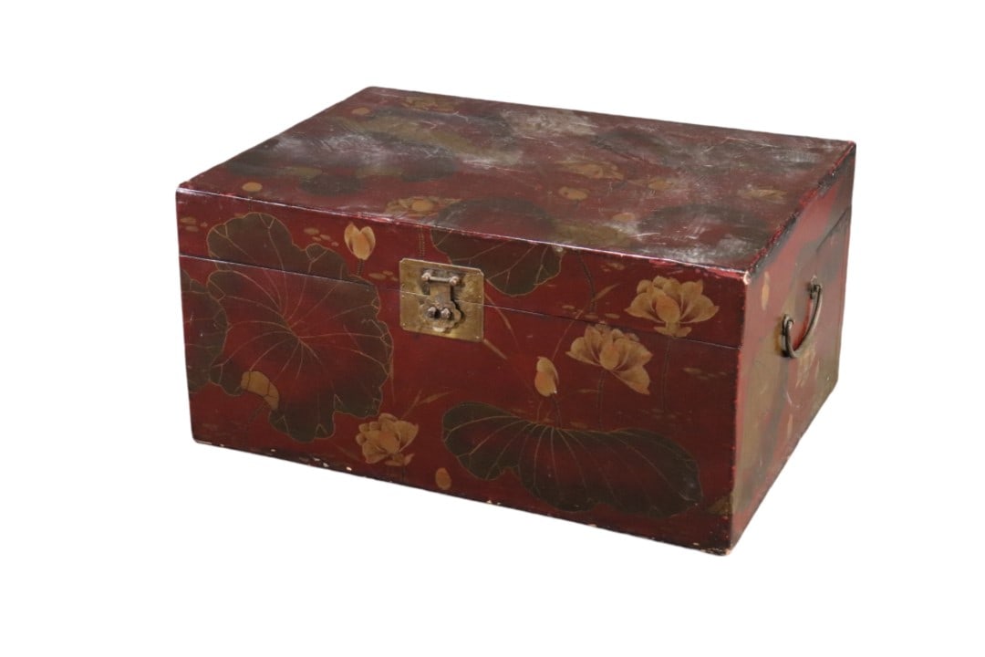 PAINT DECORATED ASIAN STYLE TRUNK (1 of 15)