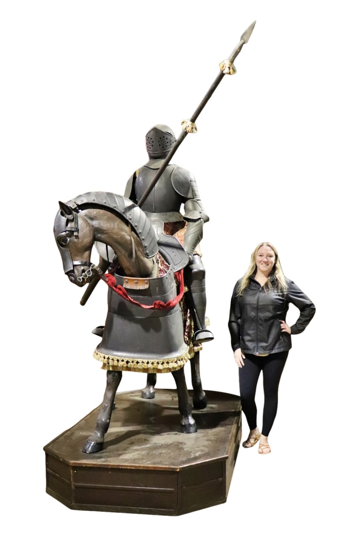 VINTAGE LIFE SIZE HORSE & KNIGHT IN ARMOR (1 of 17)