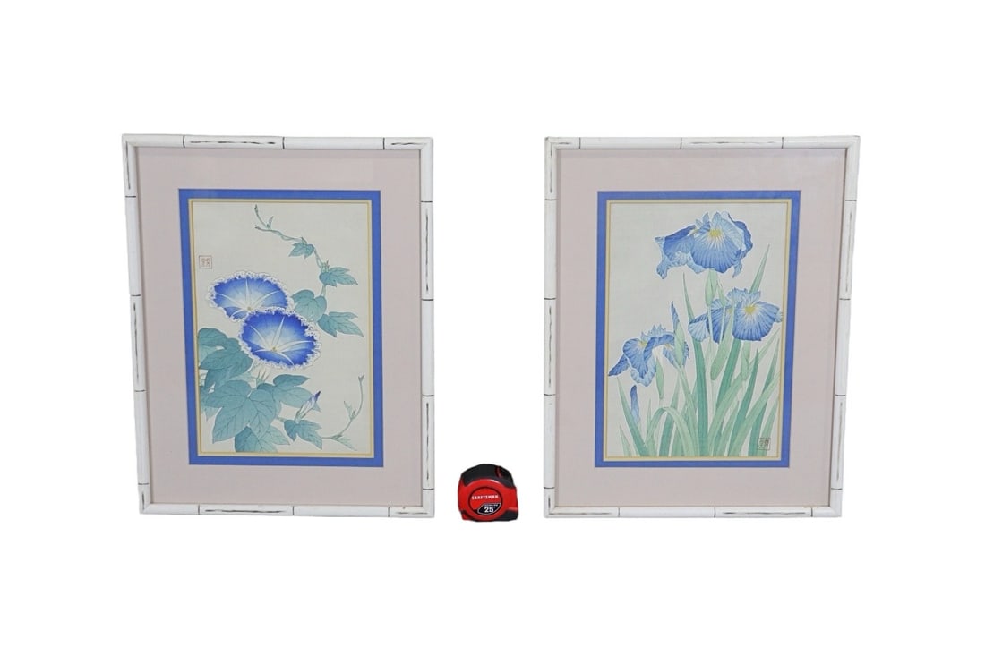 TWO JAPANESE WOOD BLOCK PRINTS FLOWERS (1 of 8)