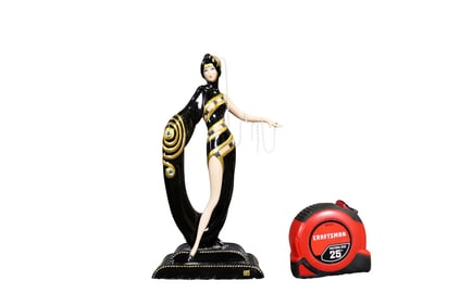 SIGNED ERTE GLAMOUR FIGURINE