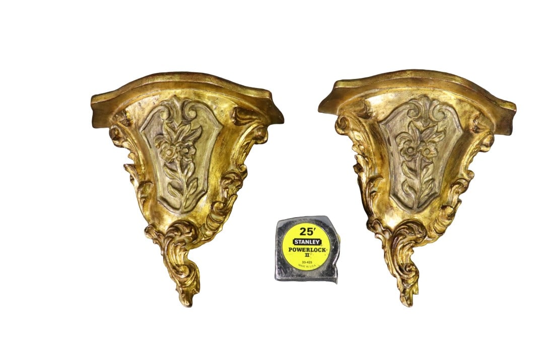 PAIR GILT FRENCH STYLE WALL BRACKETS (1 of 8)