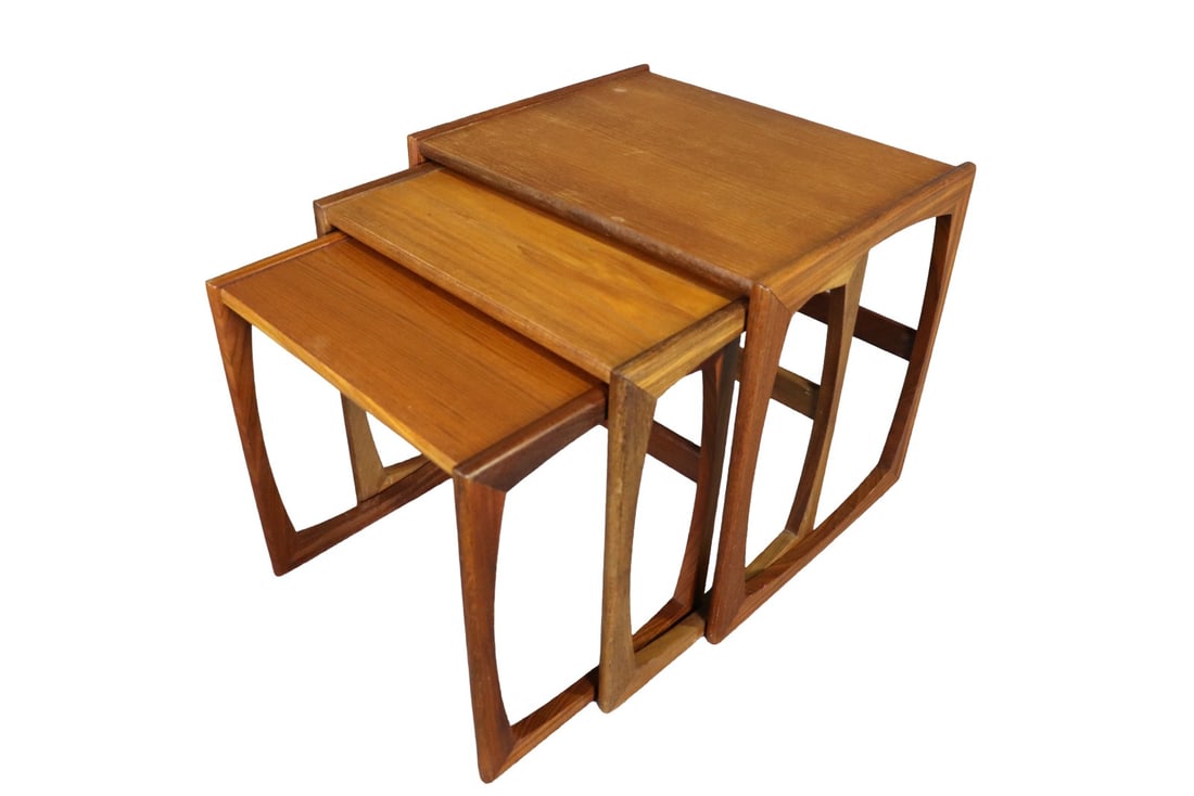 MID CENTURY MODERN NESTING TABLES (1 of 10)