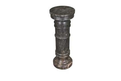 ROUND MARBLE PEDESTAL