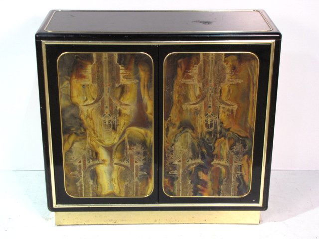 BERNHARD ROHNE MASTERCRAFT SERVER: Good condition with wear and large blemish on top. 34 1/4"h. x 37"w. x 16 1/2"d.