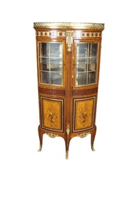 4 DOOR CORNER CABINET