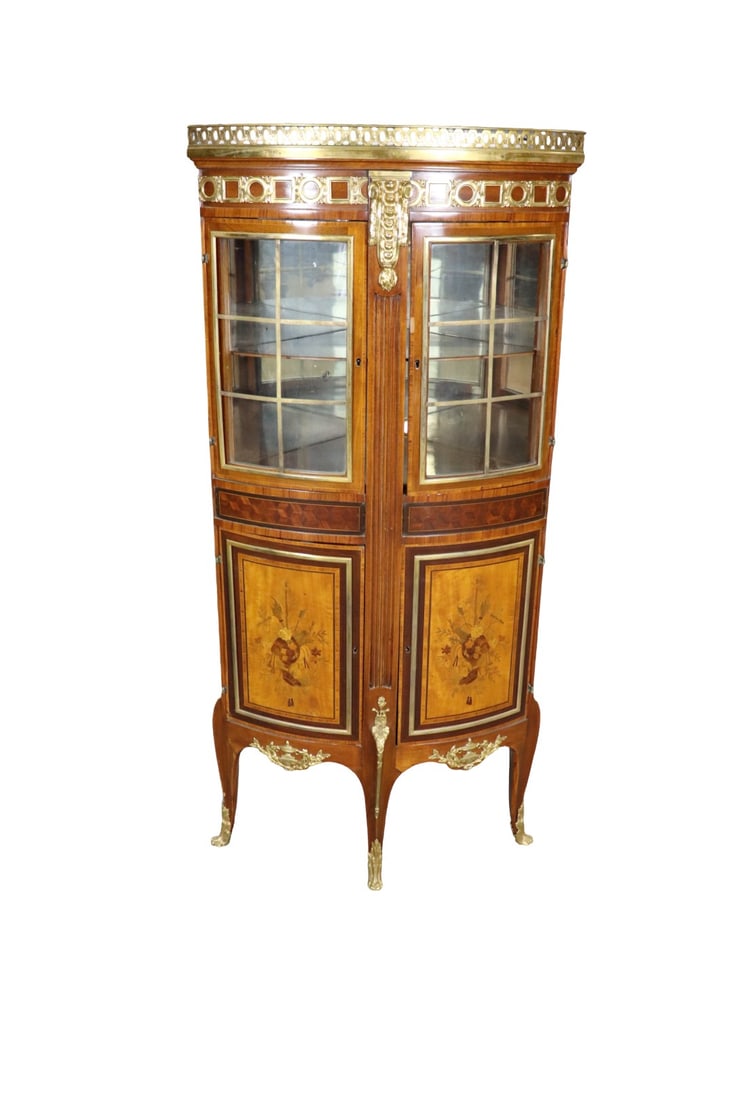 4 DOOR CORNER CABINET (1 of 11)