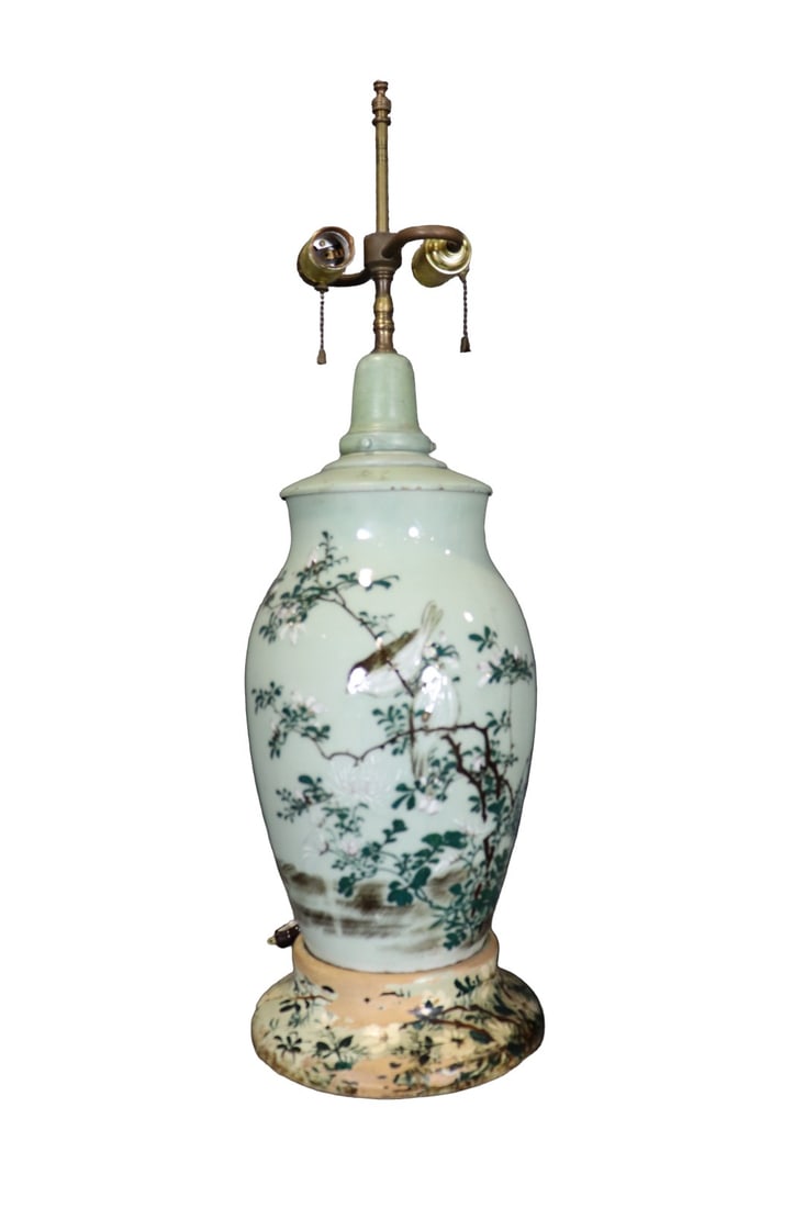 JAPANESE KUTANI CERAMIC TABLE LAMP (1 of 11)