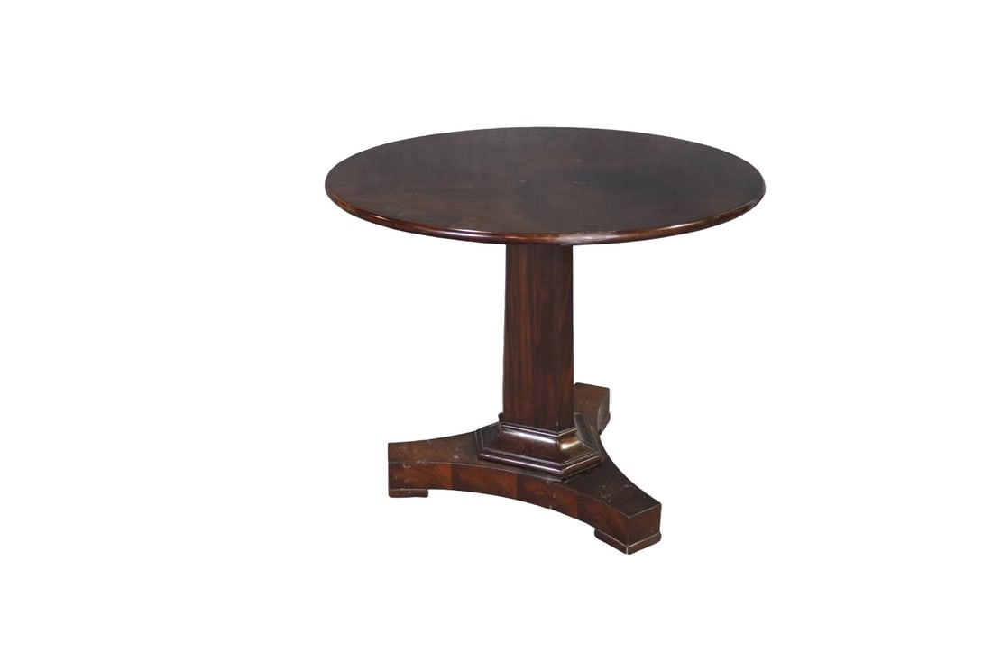 UNSIGNED RALPH LAUREN TABLE (1 of 13)