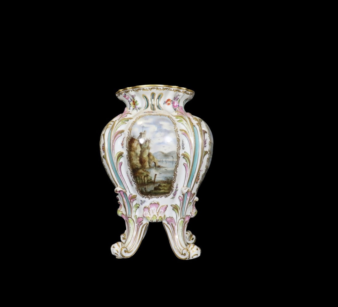 LATE 19TH C GERMAN PORCELAIN VASE (1 of 8)