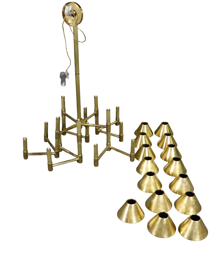 RALPH LAUREN 15 LIGHT BRASS CHANDELIER (1 of 7)