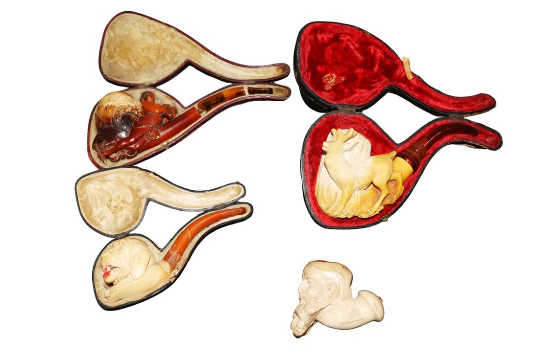 4 ANTIQUE MEERSCHAUM PIPES (1 of 6)