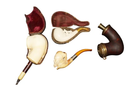 4 ANTIQUE MEERSCHAUM PIPES
