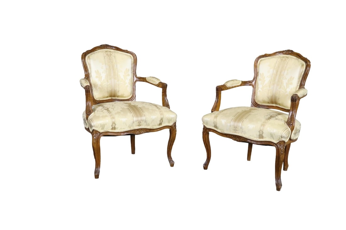PAIR LOUIS XV STYLE BERGERES (1 of 12)