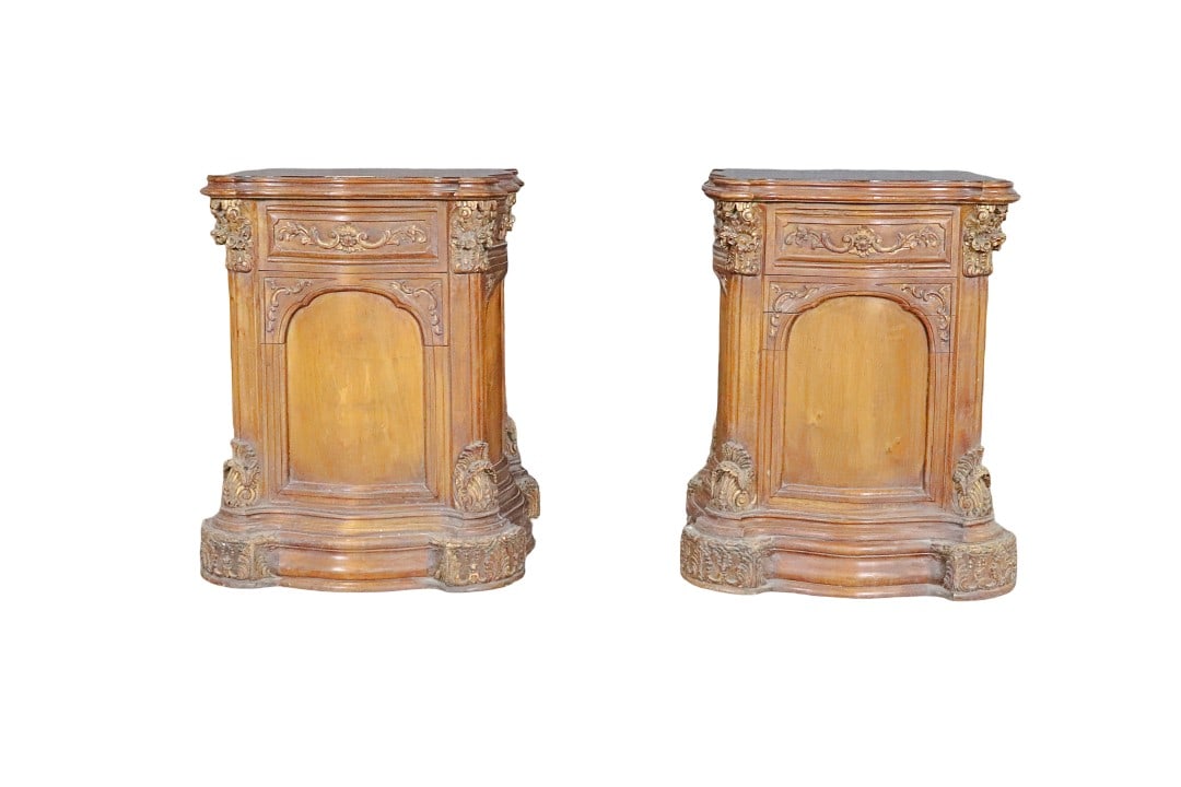 PAIR LARGE SIZE WOODEN PEDESTALS (1 of 18)