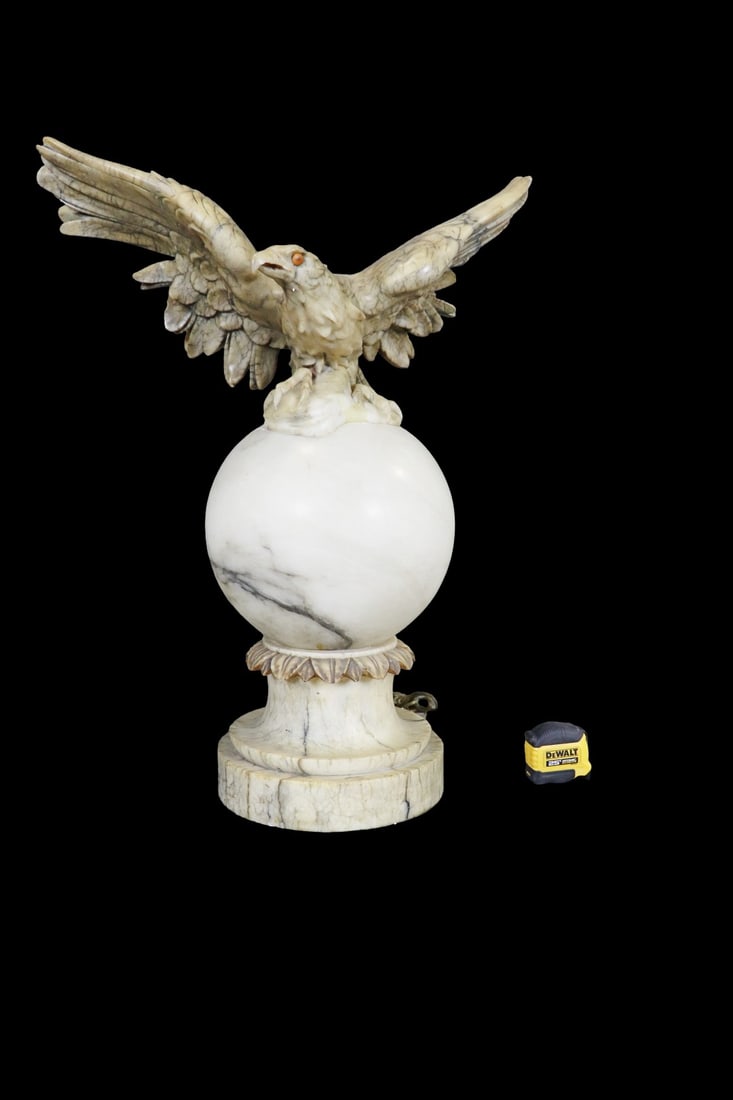 ALABASTER TABLE LAMP WITH EAGLE (1 of 10)
