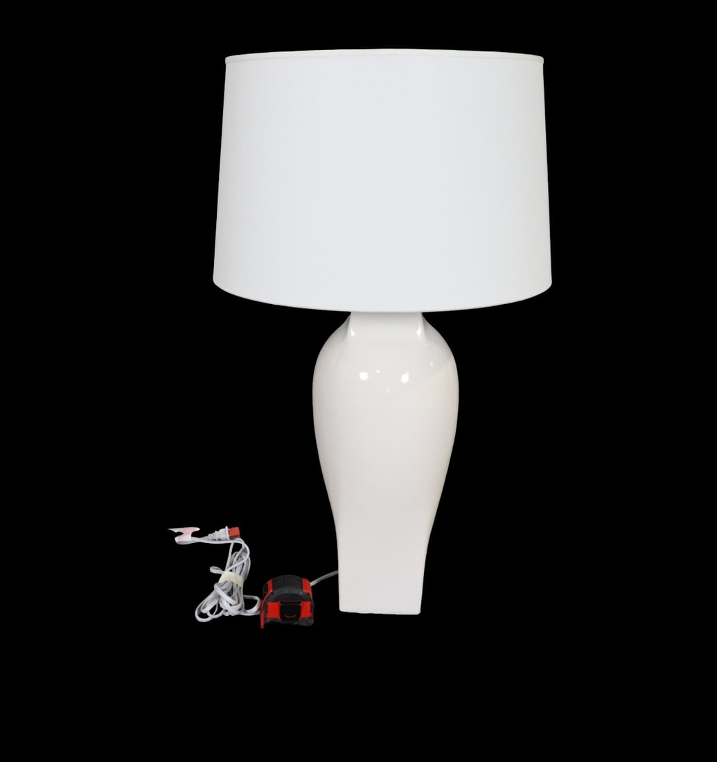 SIGNED RALPH LAUREN CERAMIC TABLE LAMP (1 of 10)