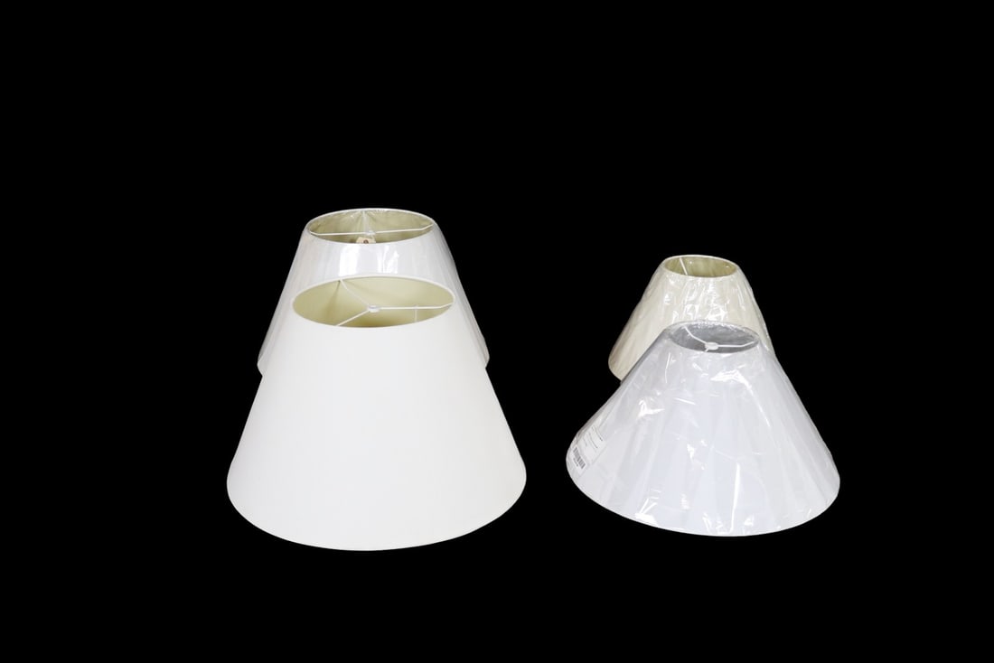 4 ASSORTED RALPH LAUREN SHADES: Boxed measures 17" h x 24 1/2" w x 19" d.