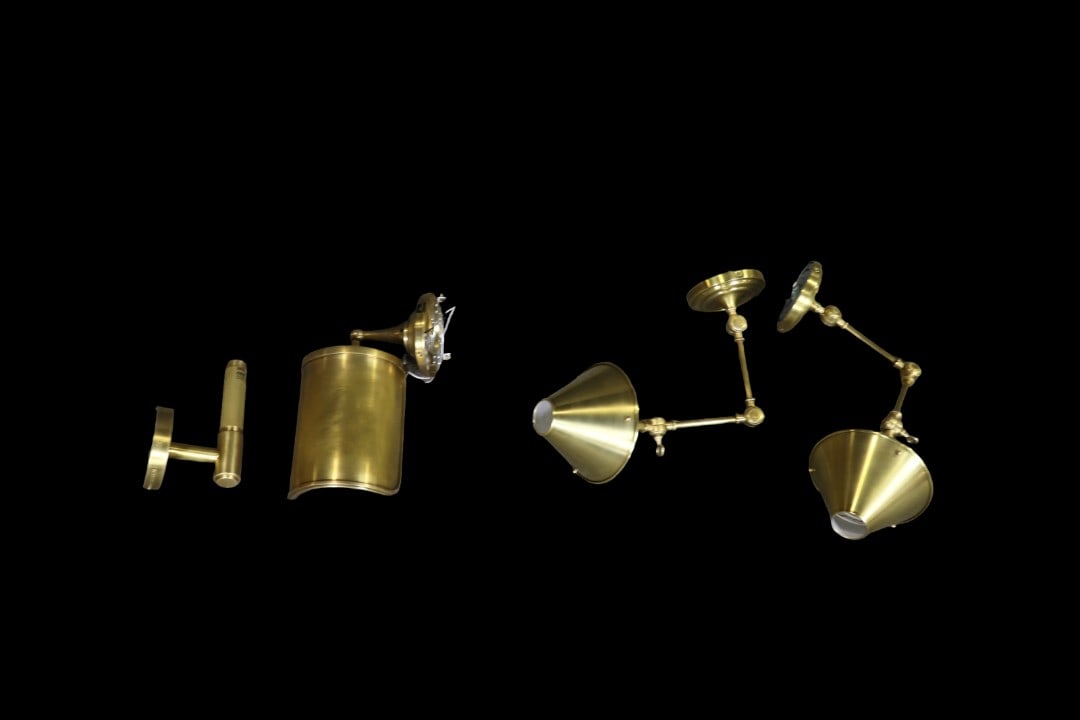 4 RALPH LAUREN BRASS WALL SCONCES (1 of 8)