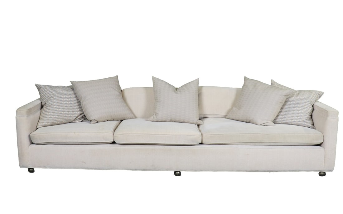 DUNBAR UPHOLSTERED SOFA (1 of 10)