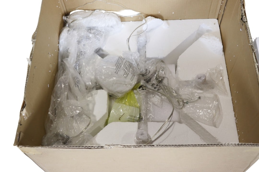 RALPH LAUREN SABLE SMALL CHANDELIER: Crystal. Polished nickel. Boxed measures 22 1/4" h x 25 1/2" w x 25 1/4" d.