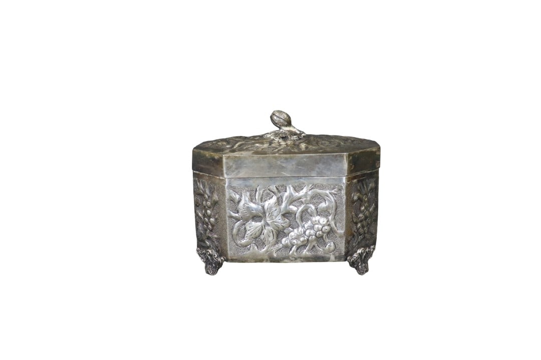 STERLING SILVER JUDAICA SCENT BOX (1 of 10)