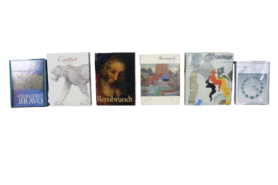 ASSORTED LOT OF DESIGNER BOOKS (1 of 16)