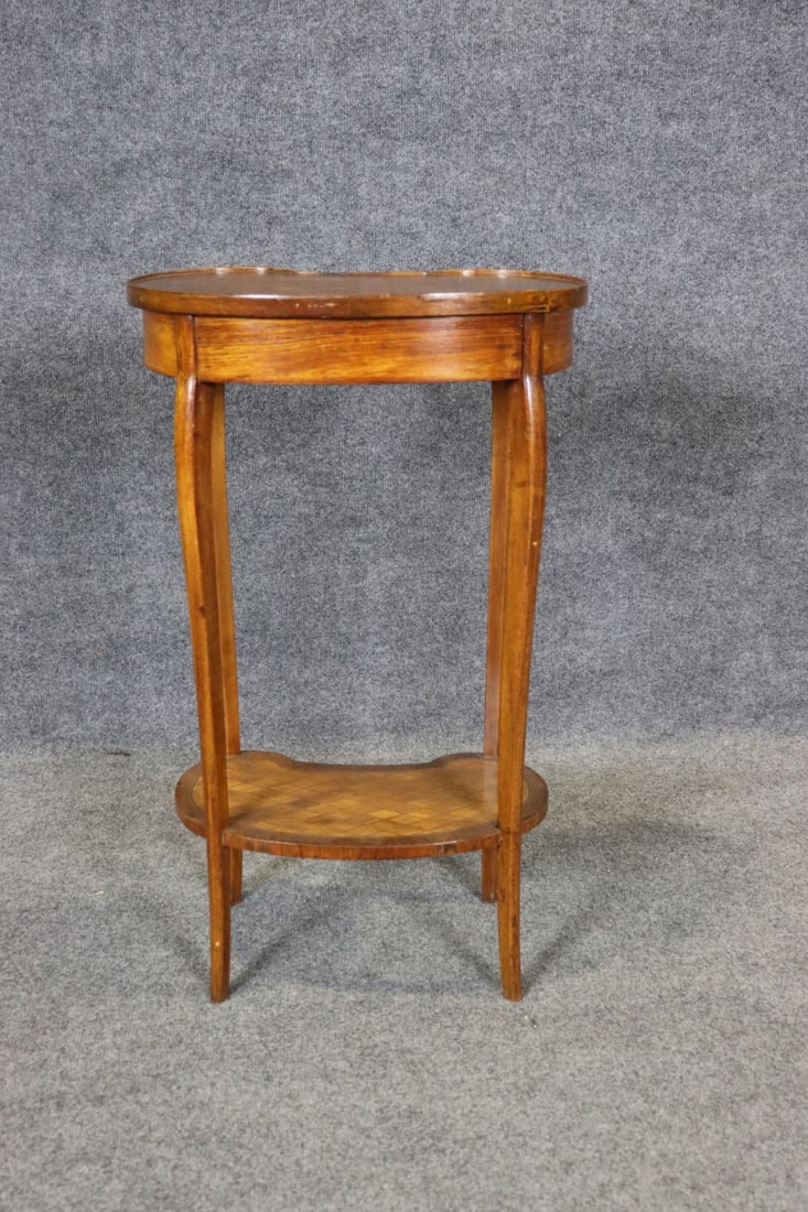 KIDNEY SHAPED TABLE - 7