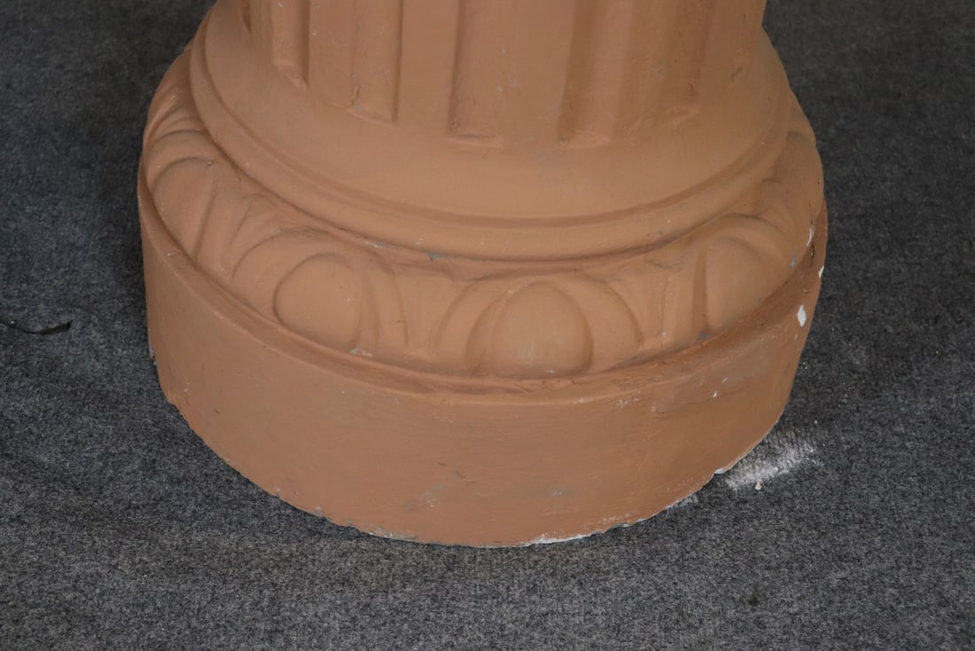 PAIR PLANTERS WITH BASE - 8