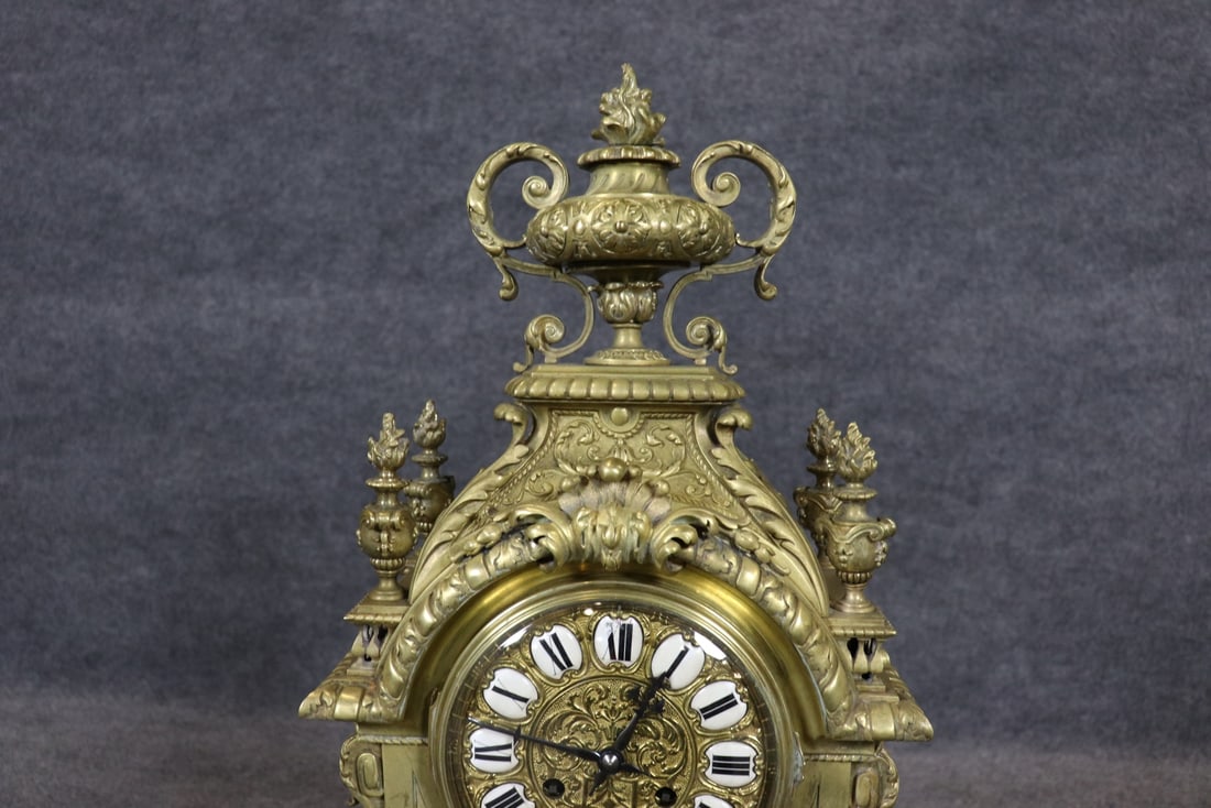 FRENCH REGENCY BRONZE CLOCK - 3
