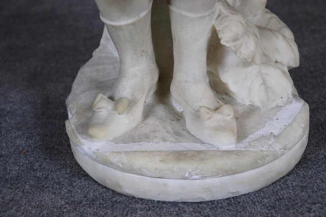 MARBLE STATUE LADY - 7
