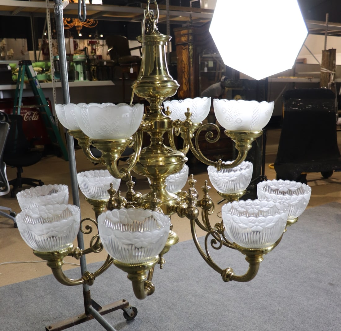 VICTORIAN 12 ARM CHANDELIER - 8