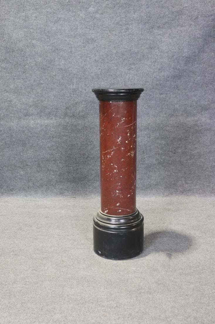 COMPOSTION ROUND PEDESTAL - 3