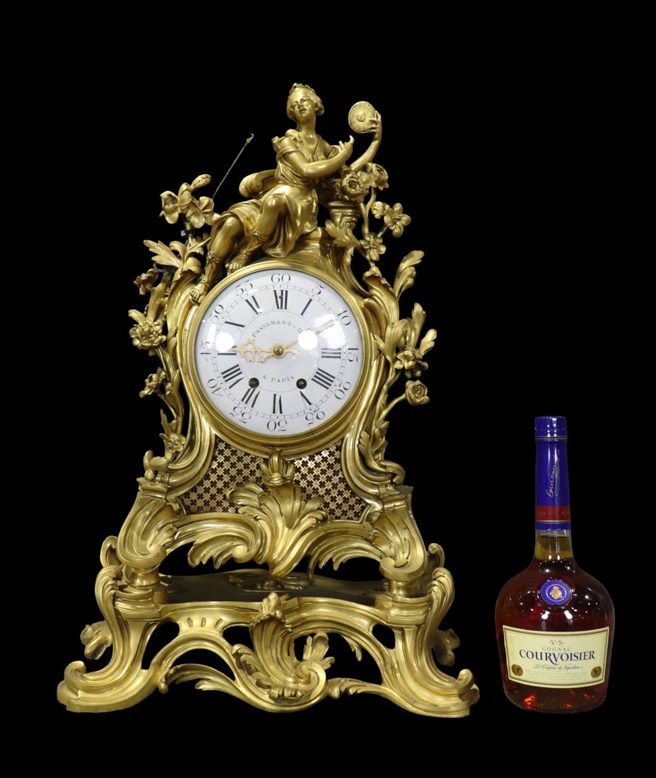 LOUIS XVI STYLE BRONZE FIGURAL PALACE CLOCK: Bronze. Figural. 24 1/4" h x 17 1/4" w x 10 1/4" d.