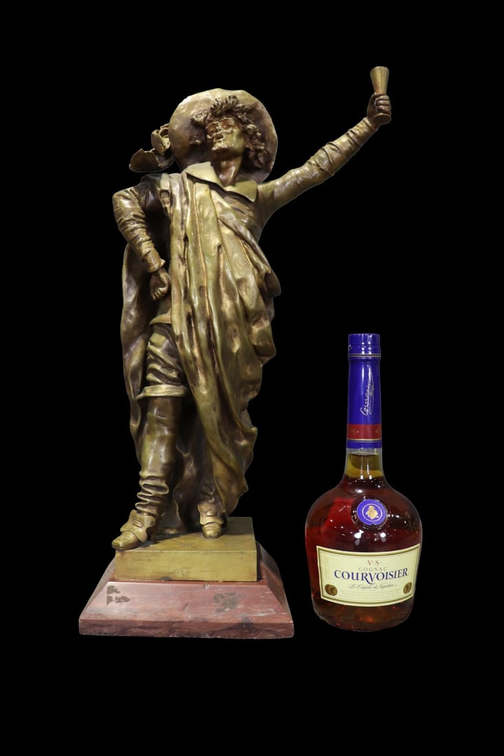 SIGNED E. LAPORTE. SC. BRONZE FIGURAL ENGLISH MAN: Signed E. Laporte on base. Number 1532 on back of base. Bronze. Marble base. 20 1/2" h x 11 1/2" w x 6 1/4" d