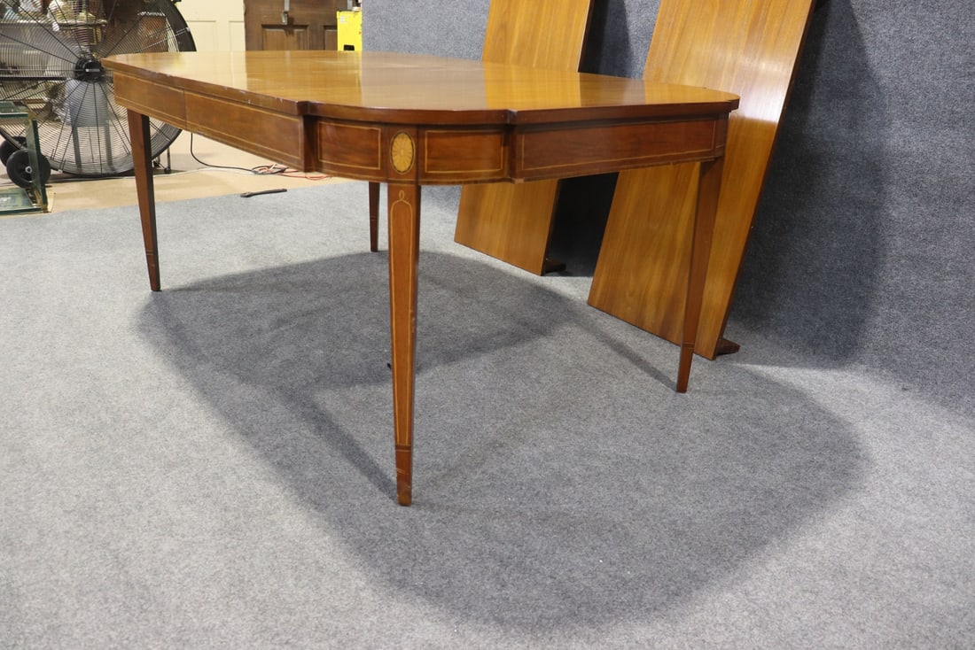 FRENCH REGENCY WALNUT DINING TABLE - 8