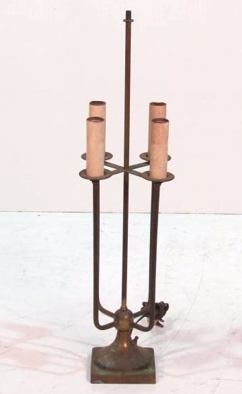 TOMMI PARZINGER STYLE BRASS TABLE LAMP: Fair condition. 27"h.