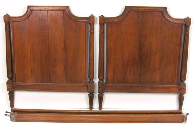 18th c. LOUIS XVI WALNUT DAYBED: Various damages consistant with age. Good condition. 46 1/4"h. x 38 1/4"w. Rails measure 71 1/4"w.