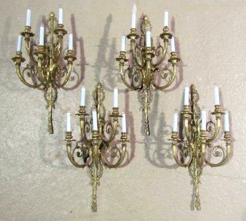 4 FRENCH BRASS SCONCES from LE BEC FIN, PHILADELPHIA: Set of 4 sconces from the legendary Le Bec Fin restaurant in Philadelphia. Each with 5 lights. Very good condition. Rewiring recommended or may be required on all lighting.29"h. x 14 1/4"w.