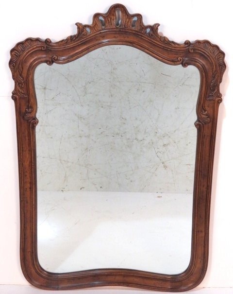 HENREDON VILLANDRY FRENCH PROVINCIAL STYLE MIRROR: Excellent condition. 45"h. x 31"w.