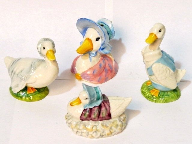 4 ROYAL ALBERT BEATRIX POTTER FIGURINES "JEMIMA: Small chip in hat. Largest 4"h.