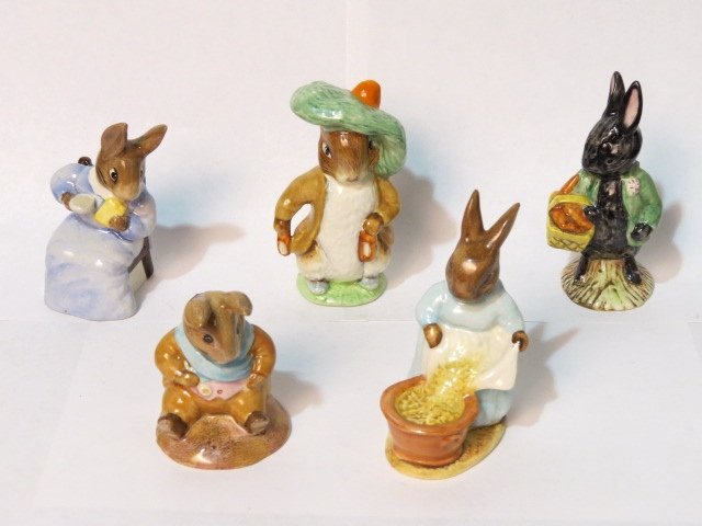 5 ROYAL DOULTON BEATRIX POTTER FIGURINES "LITTLE BLACK: Very good condition. Largest 4"h.