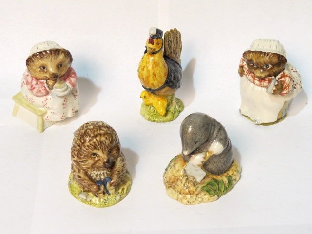 5 ROYAL DOULTON BEATRIX POTTER FIGURINES "MRS. TIGGY: Very good condition. Largest 4"h.