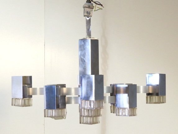 GAETANO SCIOLARI ITALIAN MODERN CUBIC CHANDELIER: Chrome with plastic caps. Very good condition. 19"h. x 21" square.